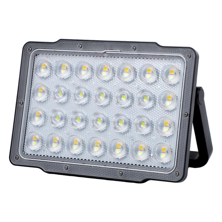 چراغ سیلابی خورشیدی Green Lion با باتری ۷۲۰۰ میلیآمپرساعت و ۵۹ عدد LED – مشکی