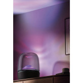 اسپیکر بلوتوثی هارمن کاردن مدل Aura Studio 5، با توان خروجی 160 وات، دارای نور RGB و سابووفر 143 میلیمتری، قابل حمل
